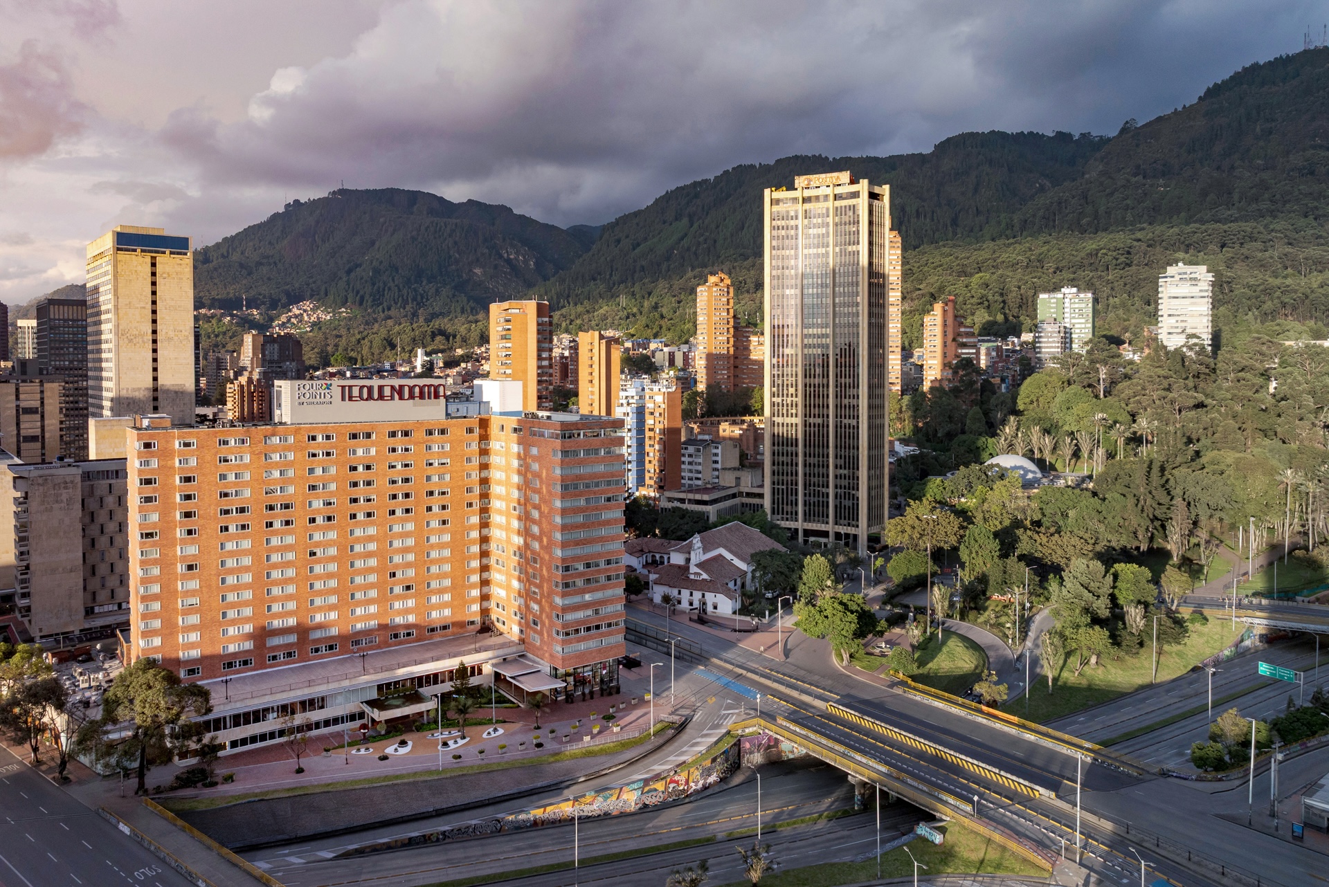 Fachada Hotel Four Points by Sheraton Tequendama